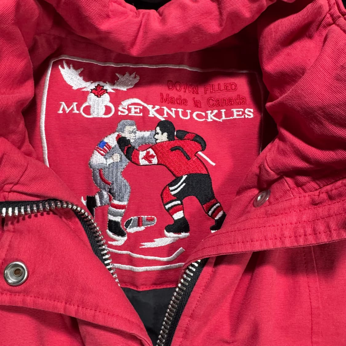 무스너클 여성 레드 패딩 점퍼 상품이미지4