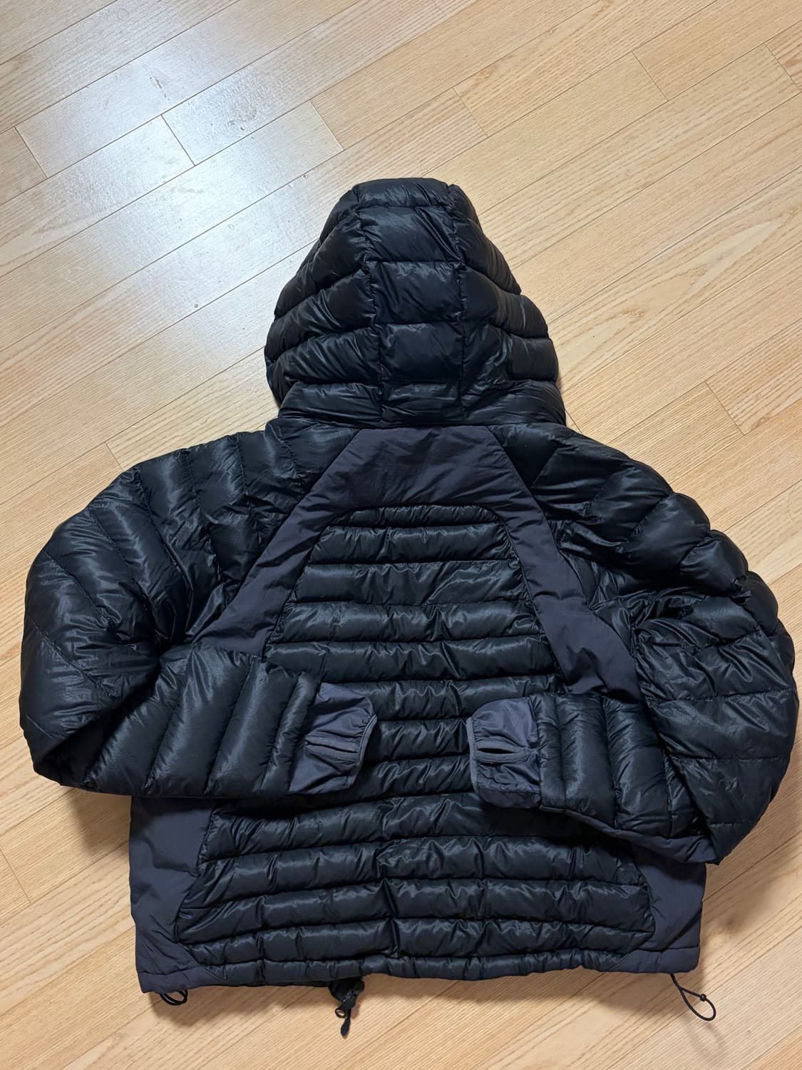 산산기어 패널드 푸퍼 자켓 블랙 24FW 상품이미지7