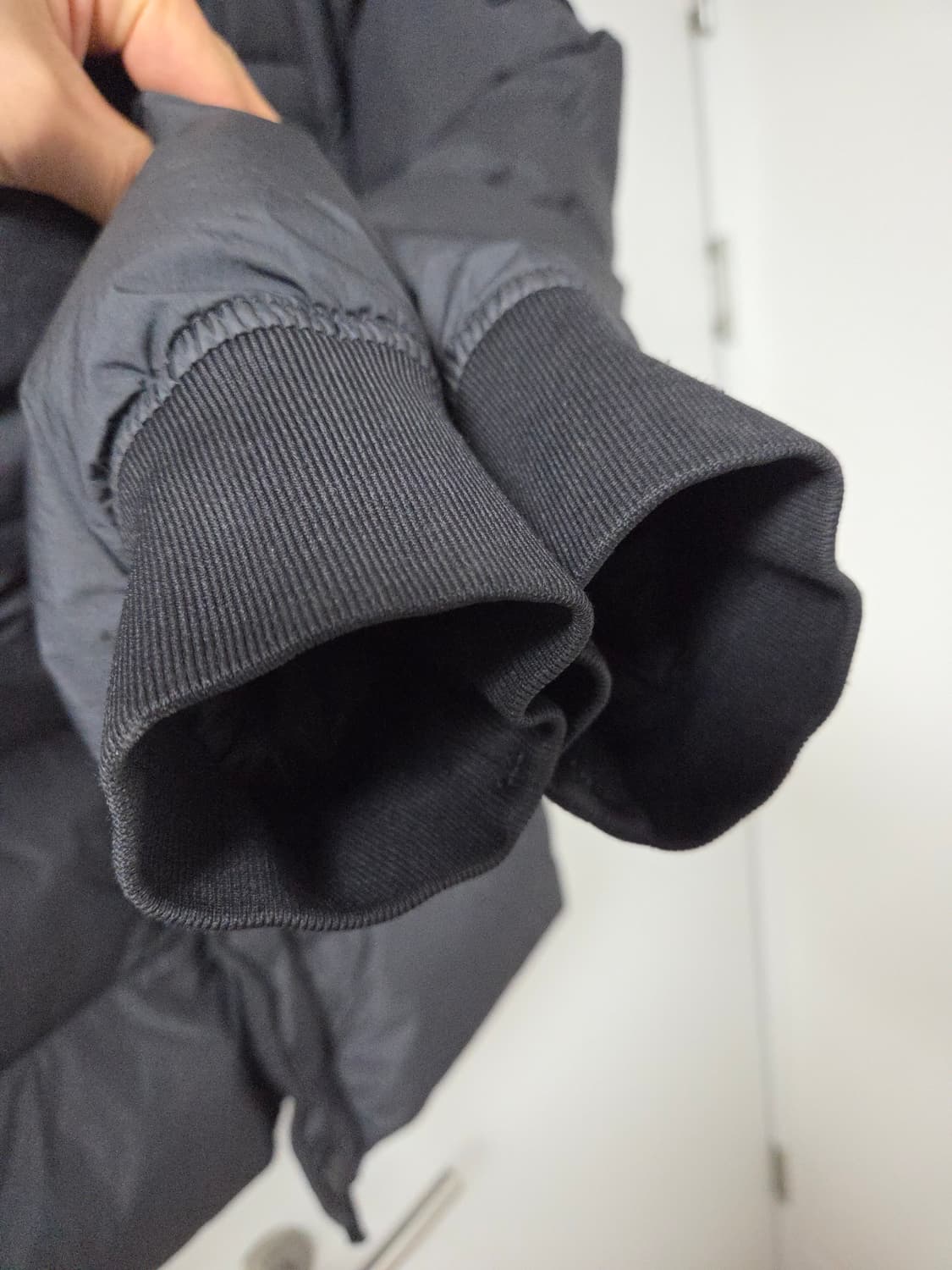 스톤아일랜드 20fw 크링클랩스 논후드 패딩 다크그레이(차콜) M 상품이미지5