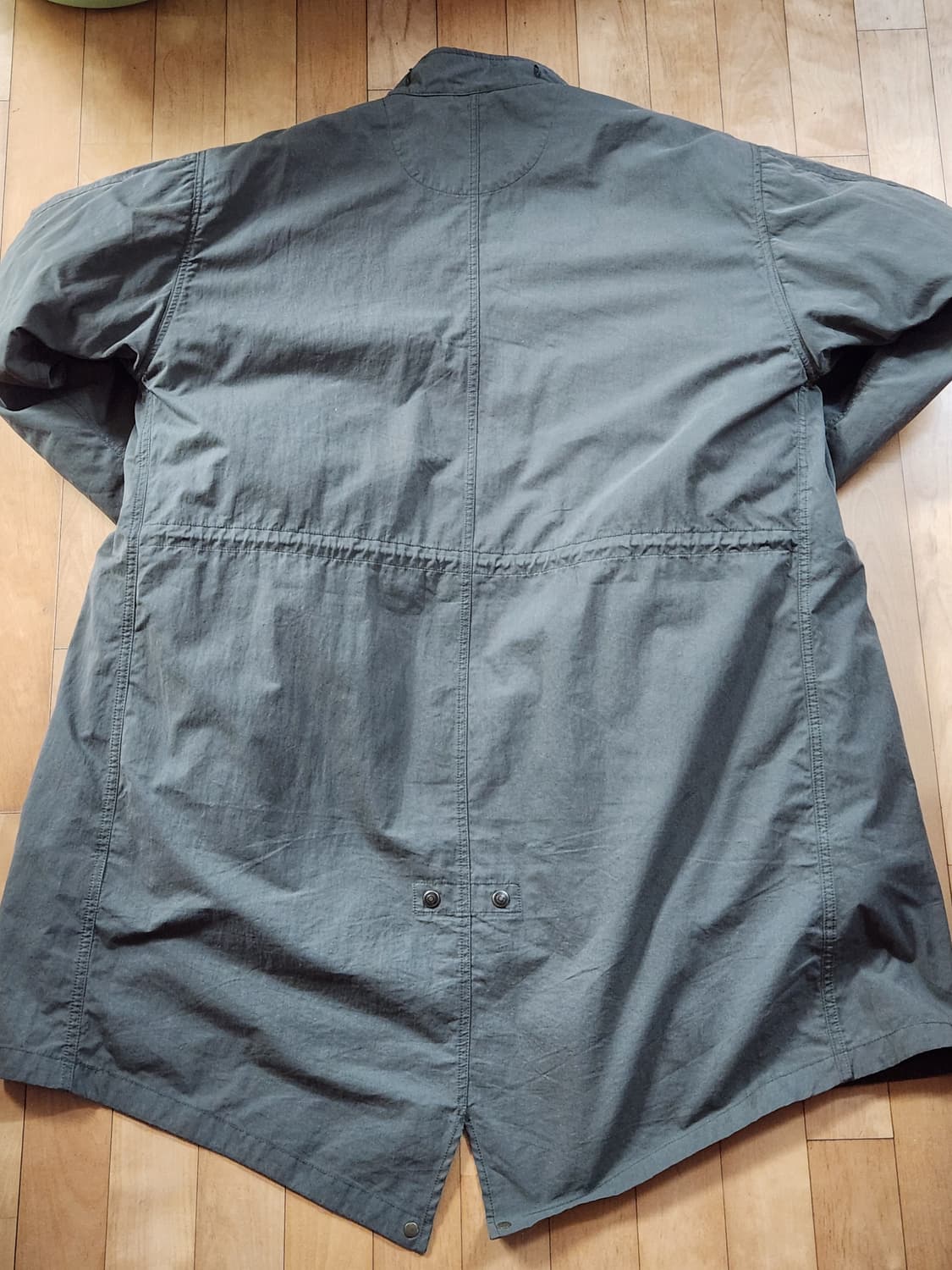 프리즘웍스 피쉬테일L 팝니다. 상품이미지2