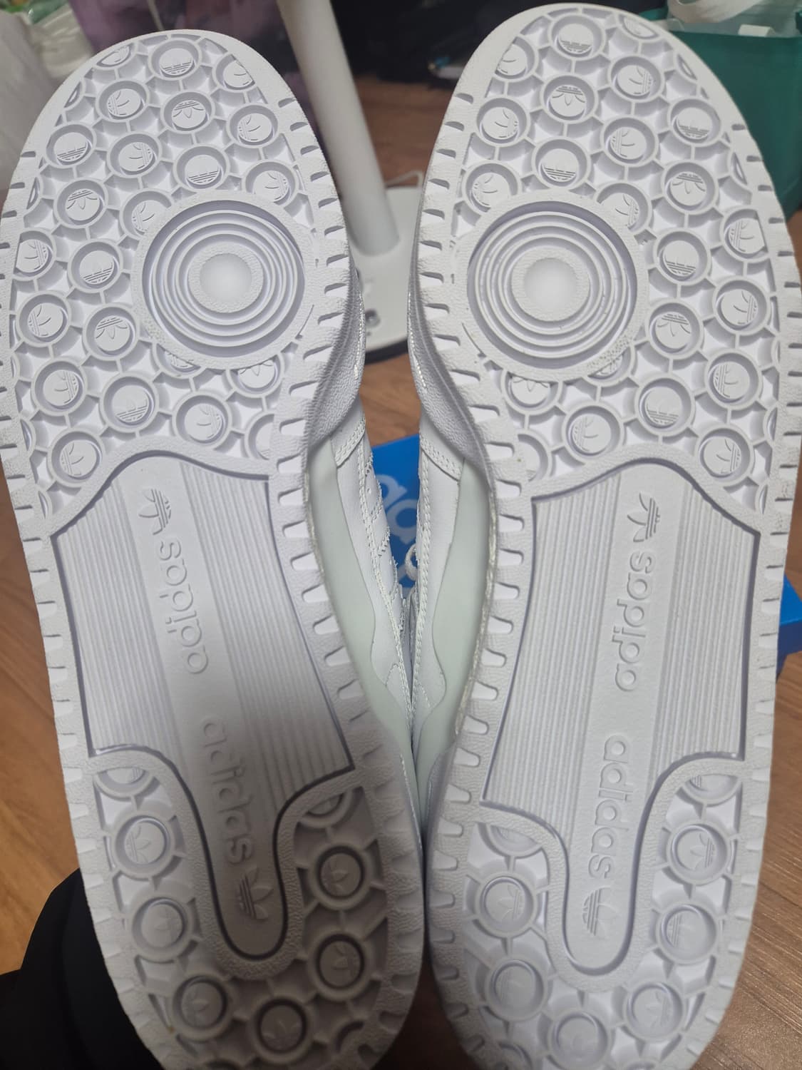 아디다스 포럼 로우 트리플 화이트 상품이미지4