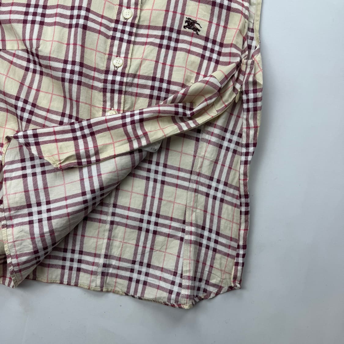 버버리 블루라벨 노바체크 슬리브리스 셔츠 상품이미지7