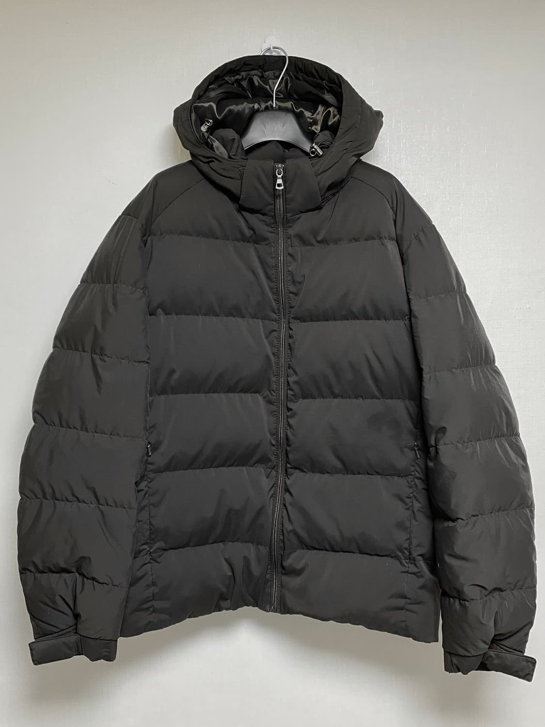 유니클로 심리스 다운 다크 브라운 XL 상품이미지1