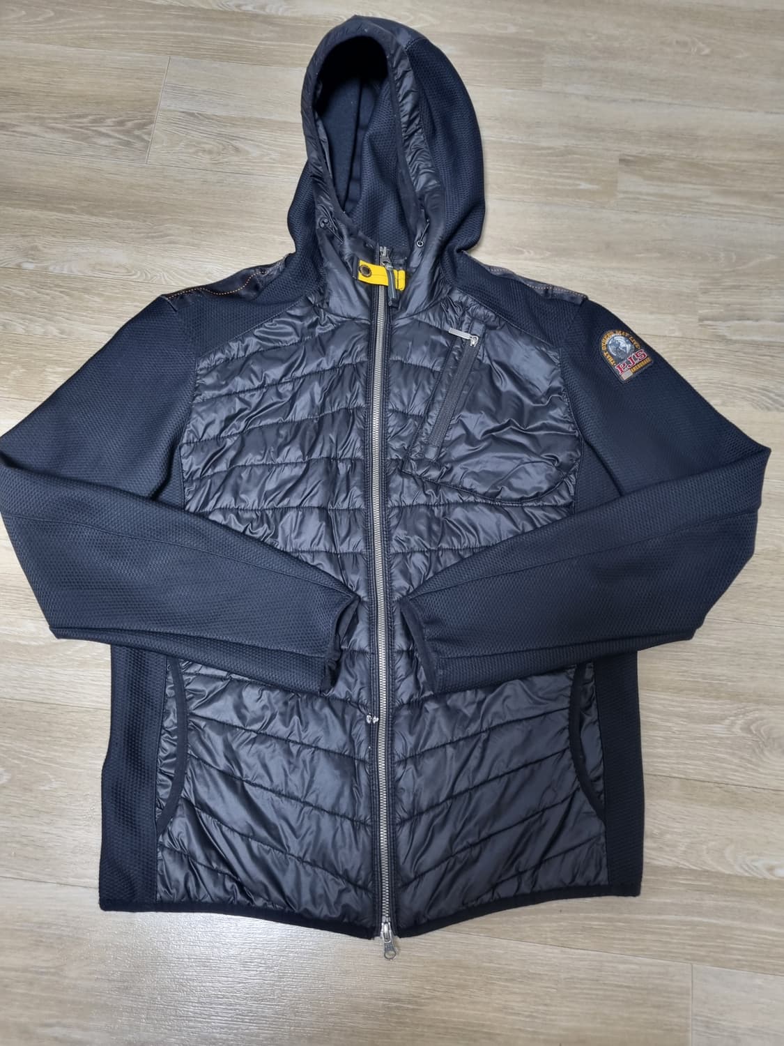 파라점퍼스 경량패딩 23fw 상품이미지1