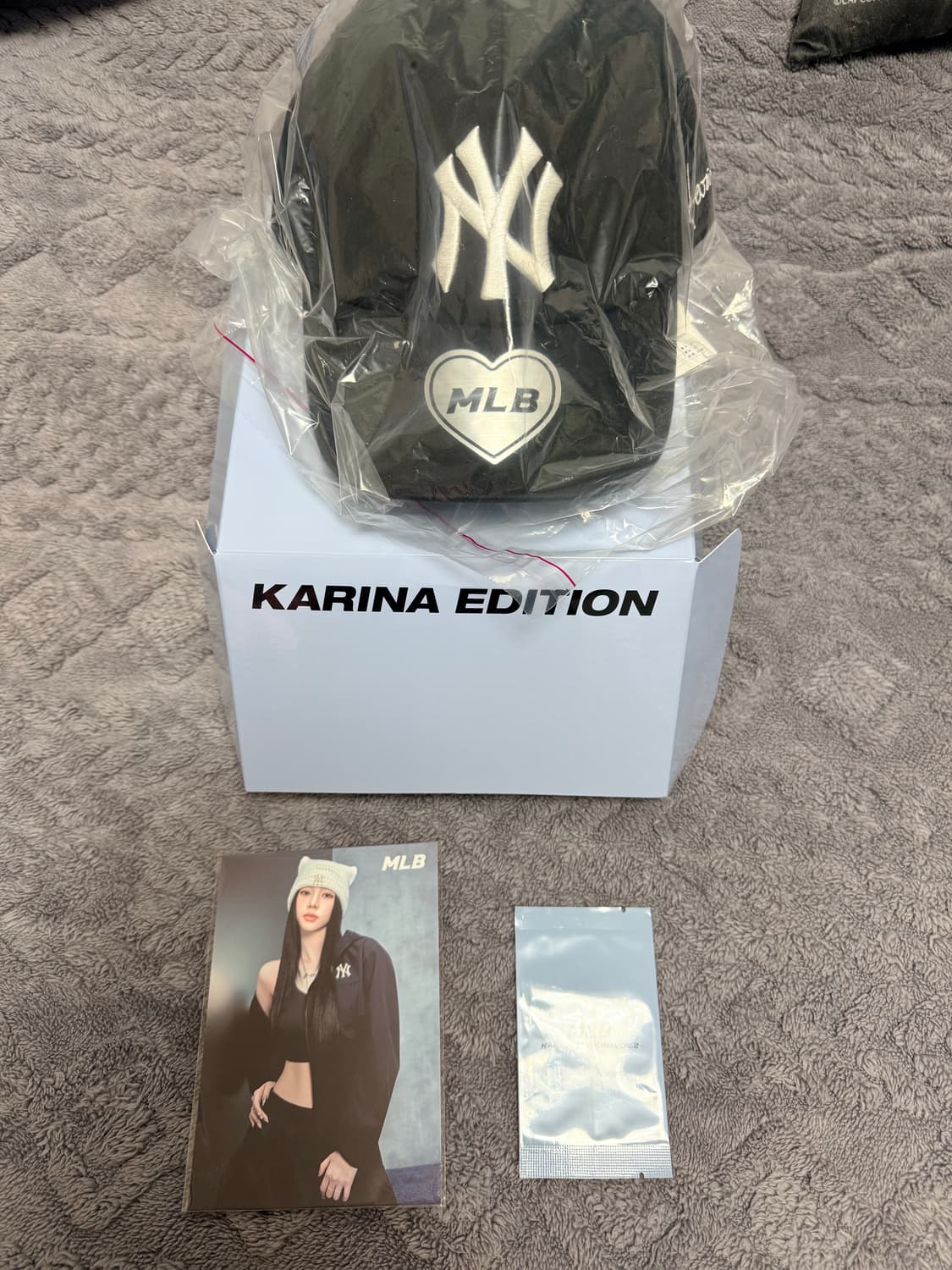 mlb 카리나 에디션 v2 블랙 모자 팝니다(새상품) 상품이미지1
