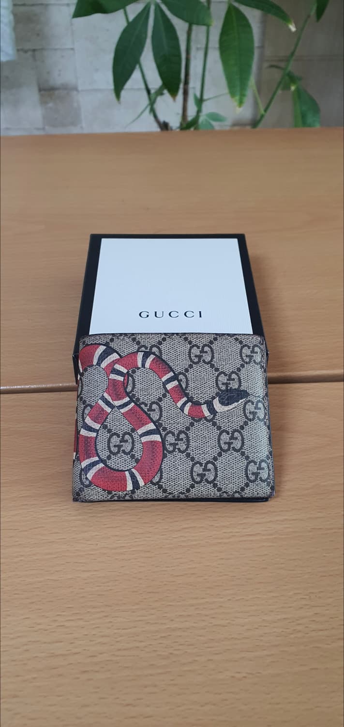 구찌 스네이크 반지갑/지갑 정품A급(감정O) 상품이미지1