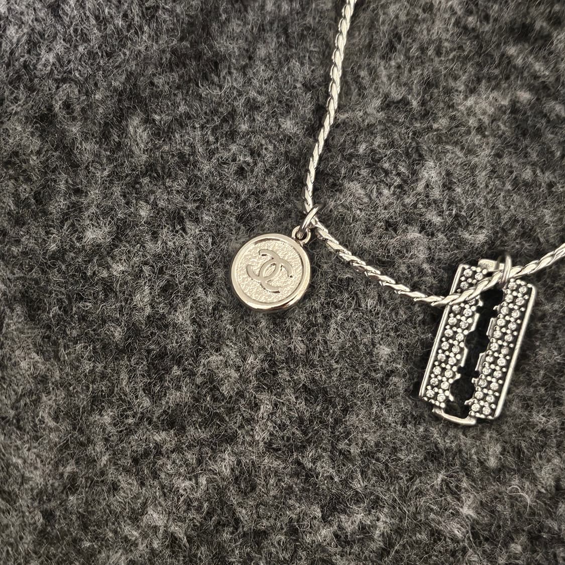 549 샤넬 빈티지 업사이클링 남자 써지컬 목걸이 상품이미지2