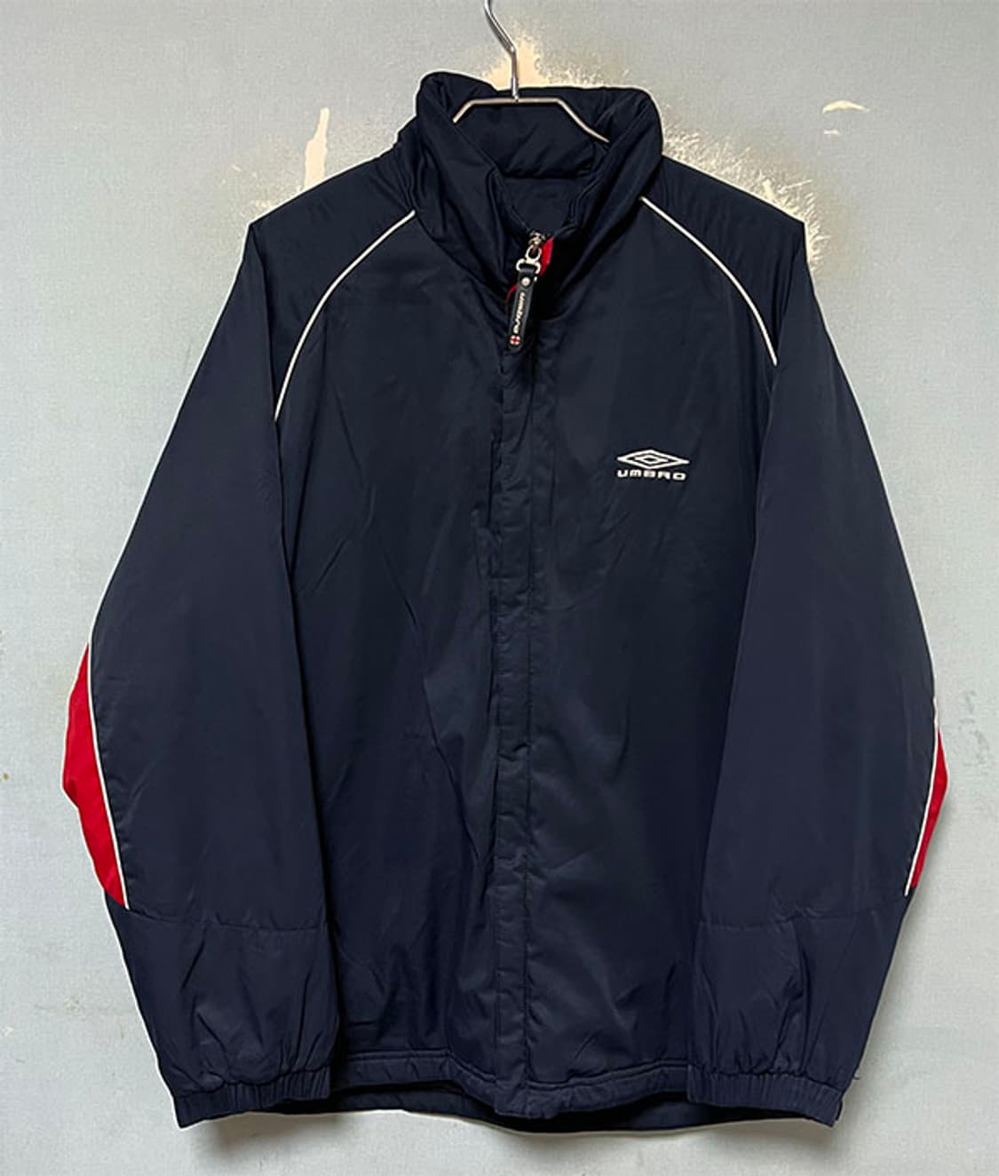 엄브로 잉글랜드 남자 패디드 바람막이 추동복 L 100  상품이미지1