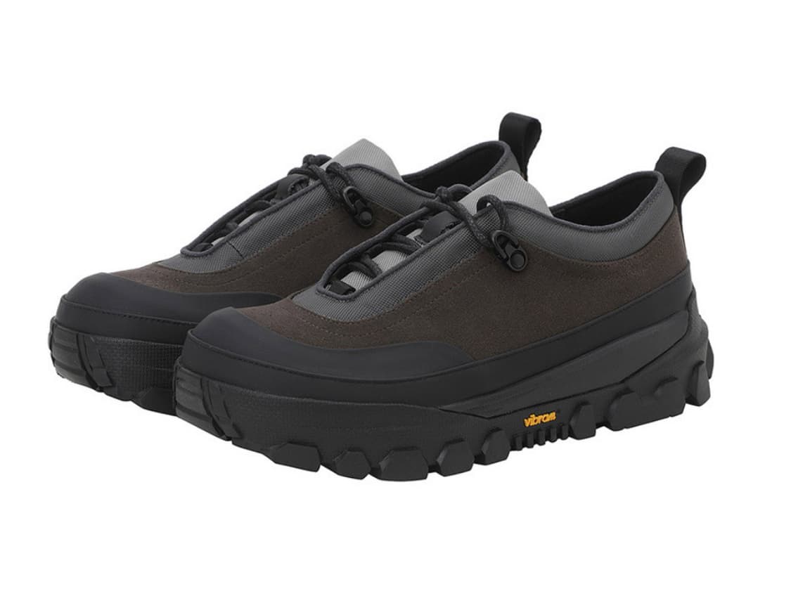 아모멘토 비브람 스니커즈 8사이즈 구합니다 상품이미지1