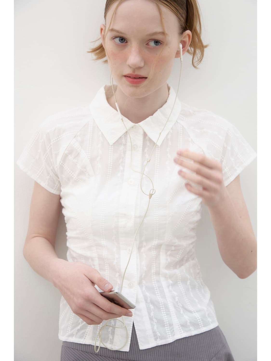 poev Broderie Shirring Shirt 셔링 레이스 블라우스 상품이미지5