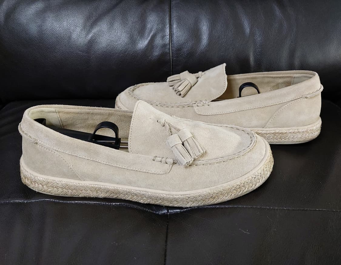 자라(ZARA) 스웨이드 태슬 로퍼(275mm)

 상품이미지5