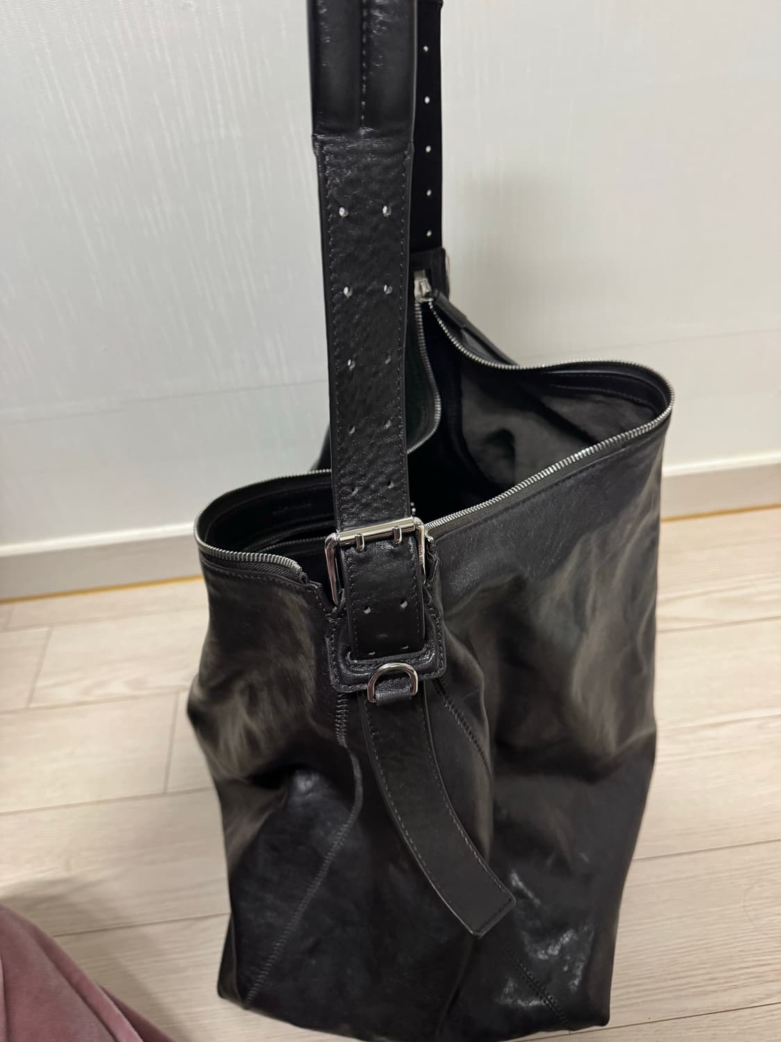 르메르 벨티드 호보백 다크 초콜릿 상품이미지4