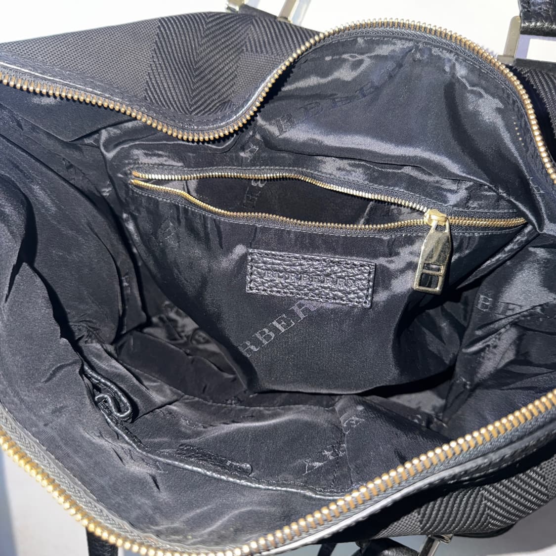 버버리 레더 토트&크로스 2WAY 백 상품이미지5