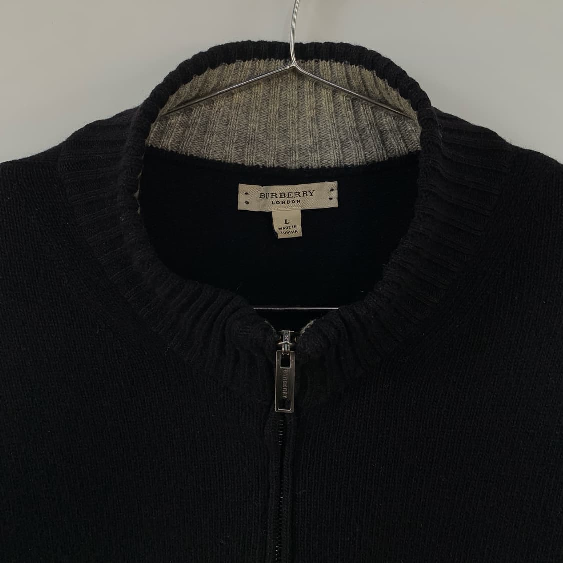 버버리 블랙 집업 니트 상품이미지3