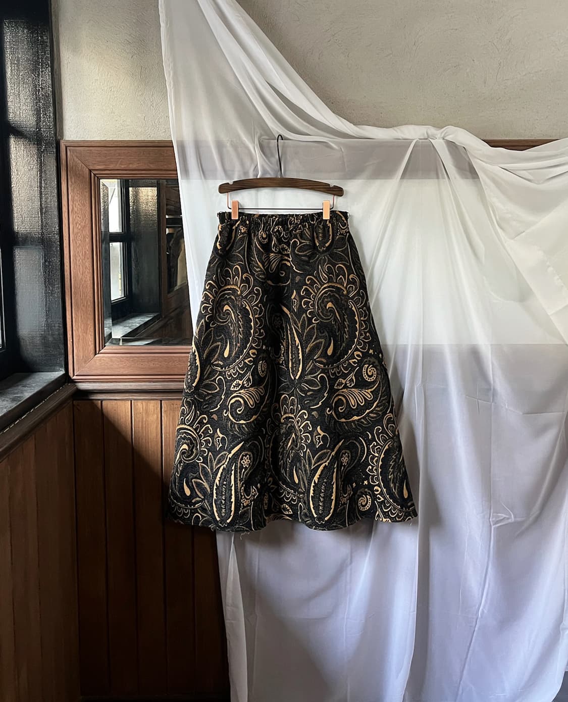 FRENCH FAVE paisley jacquard flare skirt 상품이미지4