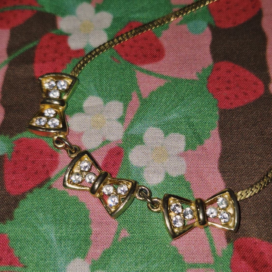 90s 프랑스 꾸레쥬 리본 크리스탈 초커 상품이미지10