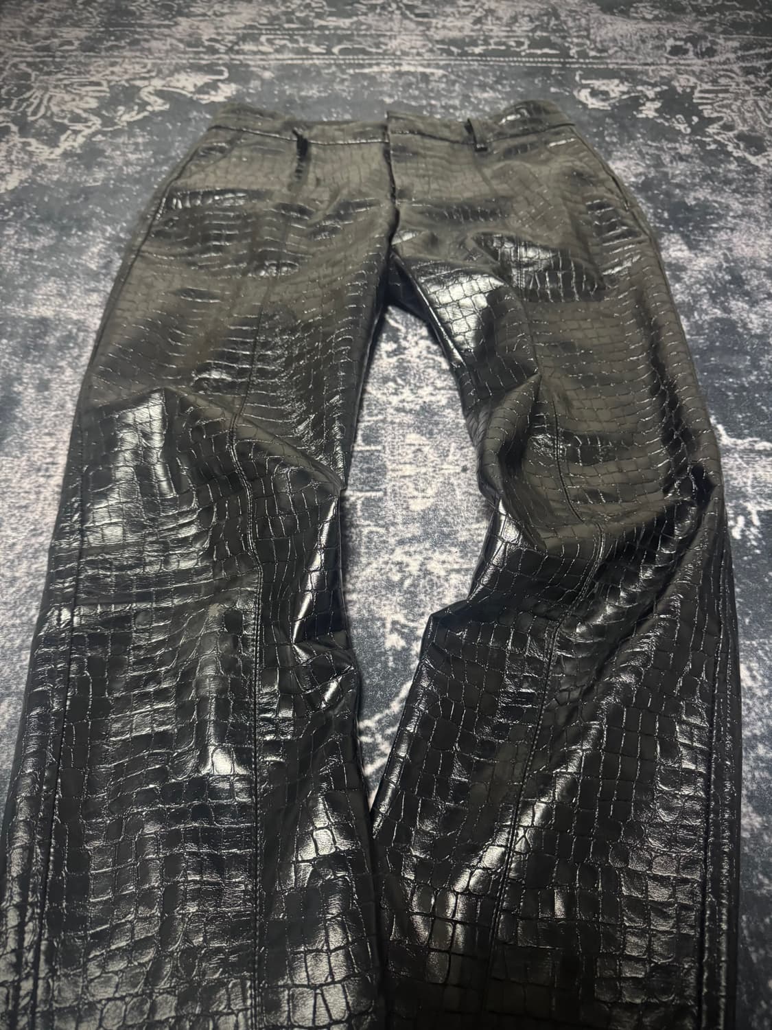 Zara Python Glossy Leather Jeans 상품이미지2