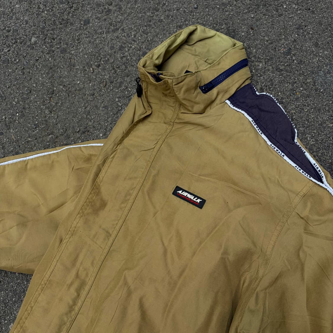 90s 에어워크 카메라 베이지 올드스쿨 바람막이 나일론 트랙자켓 M 상품이미지2