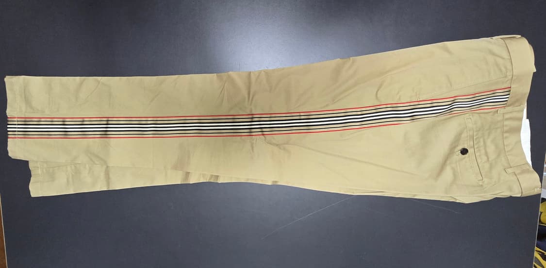 Burberry  상품이미지2