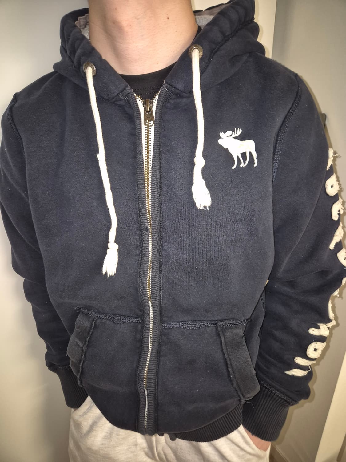 아베크롬비 머슬핏 네이비 화이트 암로고 후드집업 M 상품이미지1