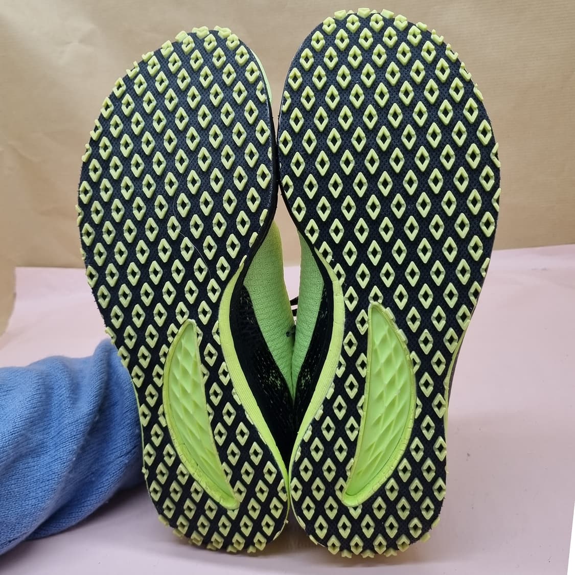 미즈노 웨이브 듀얼 엘리트 런닝화280 상품이미지3