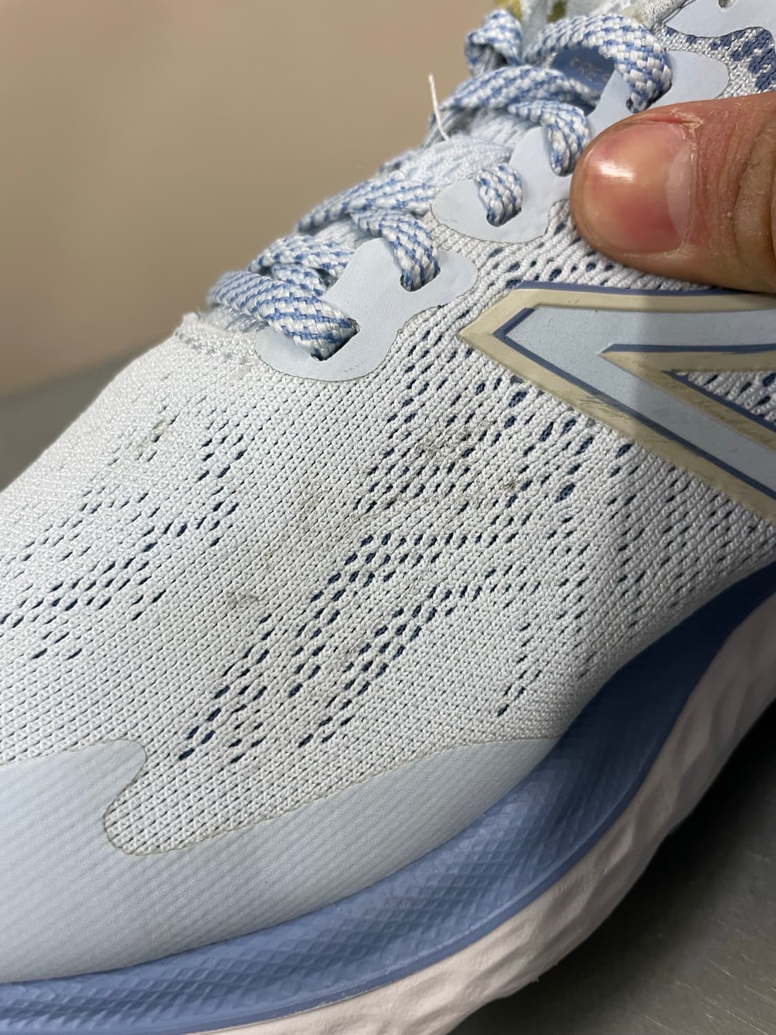 뉴발란스 프레쉬폼 680v7 235 상품이미지9