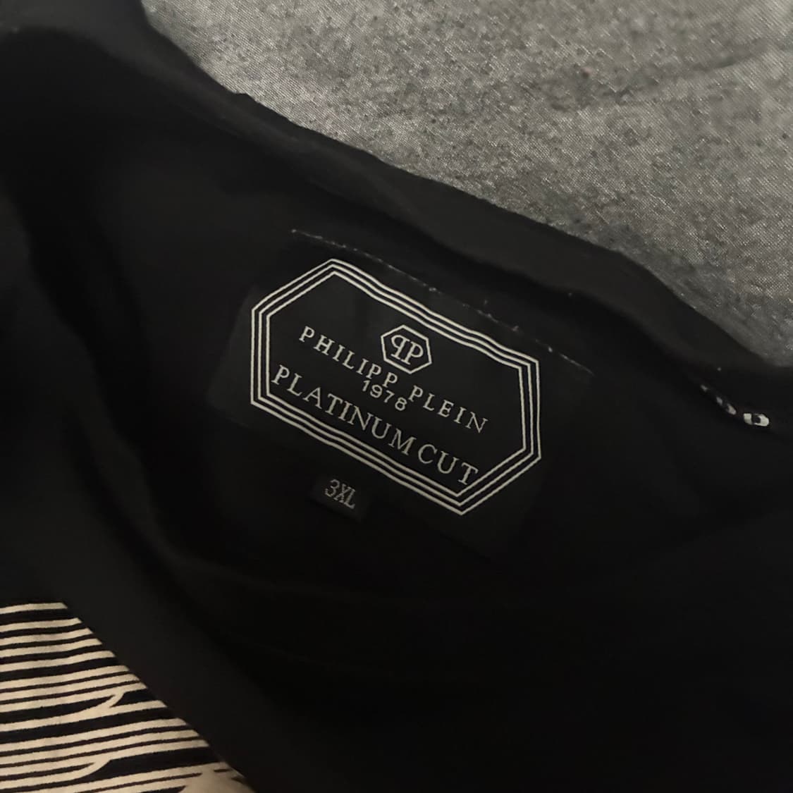 필립플레인 스컬 반팔 티셔츠 블랙 상품이미지4