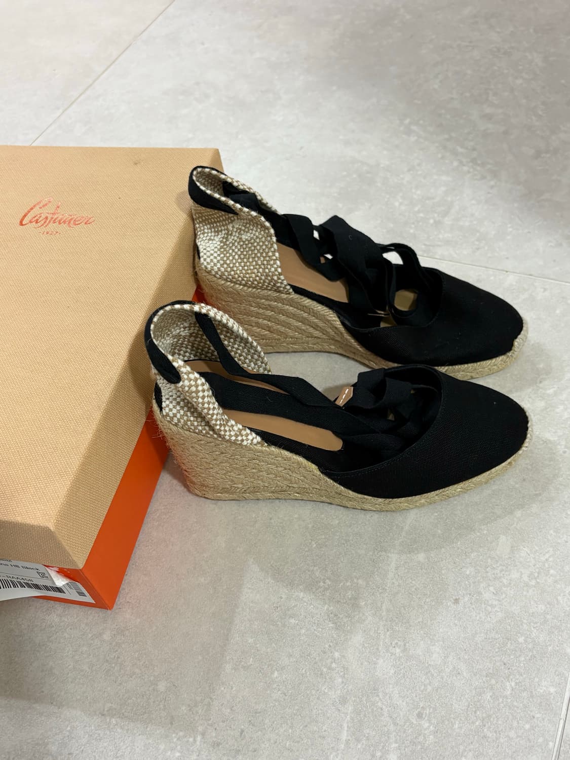 까스타네르 castaner 블랙 36사이즈 상품이미지1