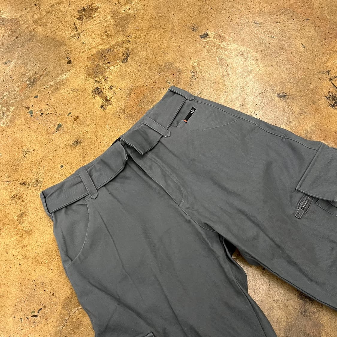 [정품/50] 아디다스 그레이 카고 바지  상품이미지1