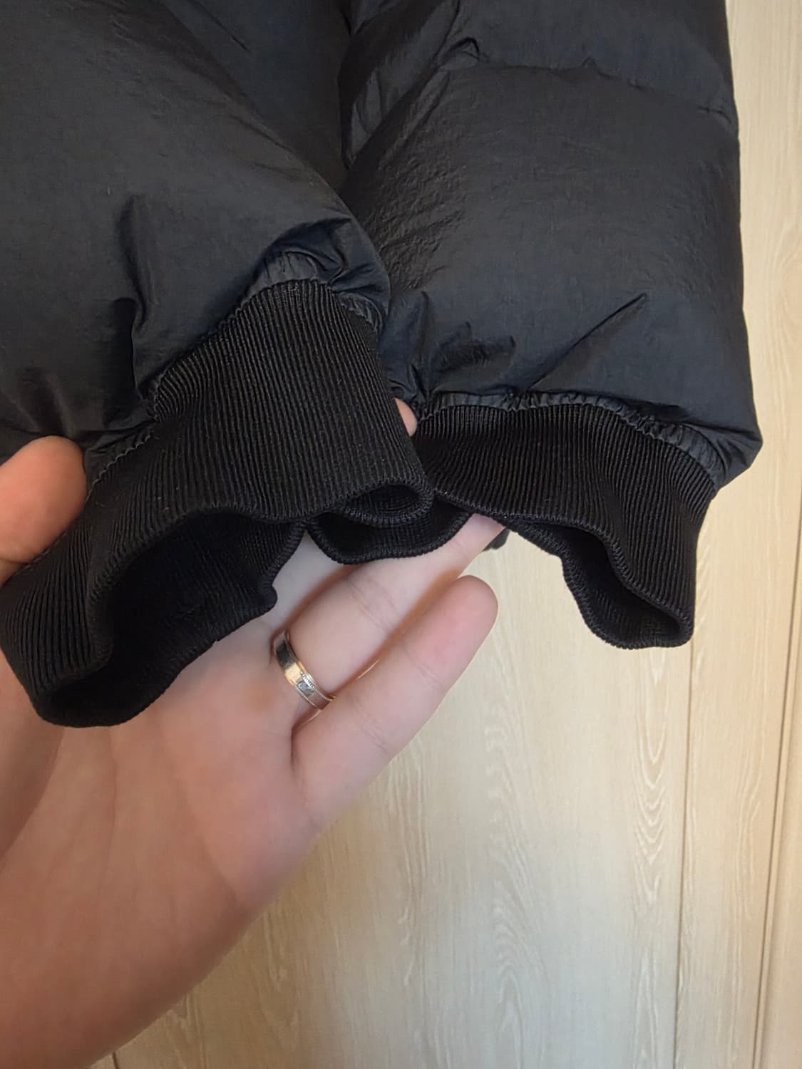 [21FW/M] 스톤아일랜드 크링클랩스 다운 논후드 숏 패딩 상품이미지5