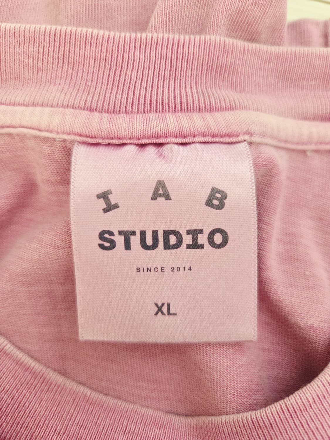 IAB STUDIO 아이앱 스튜디오 피그먼트 퍼플 반팔 티셔츠 상품이미지7