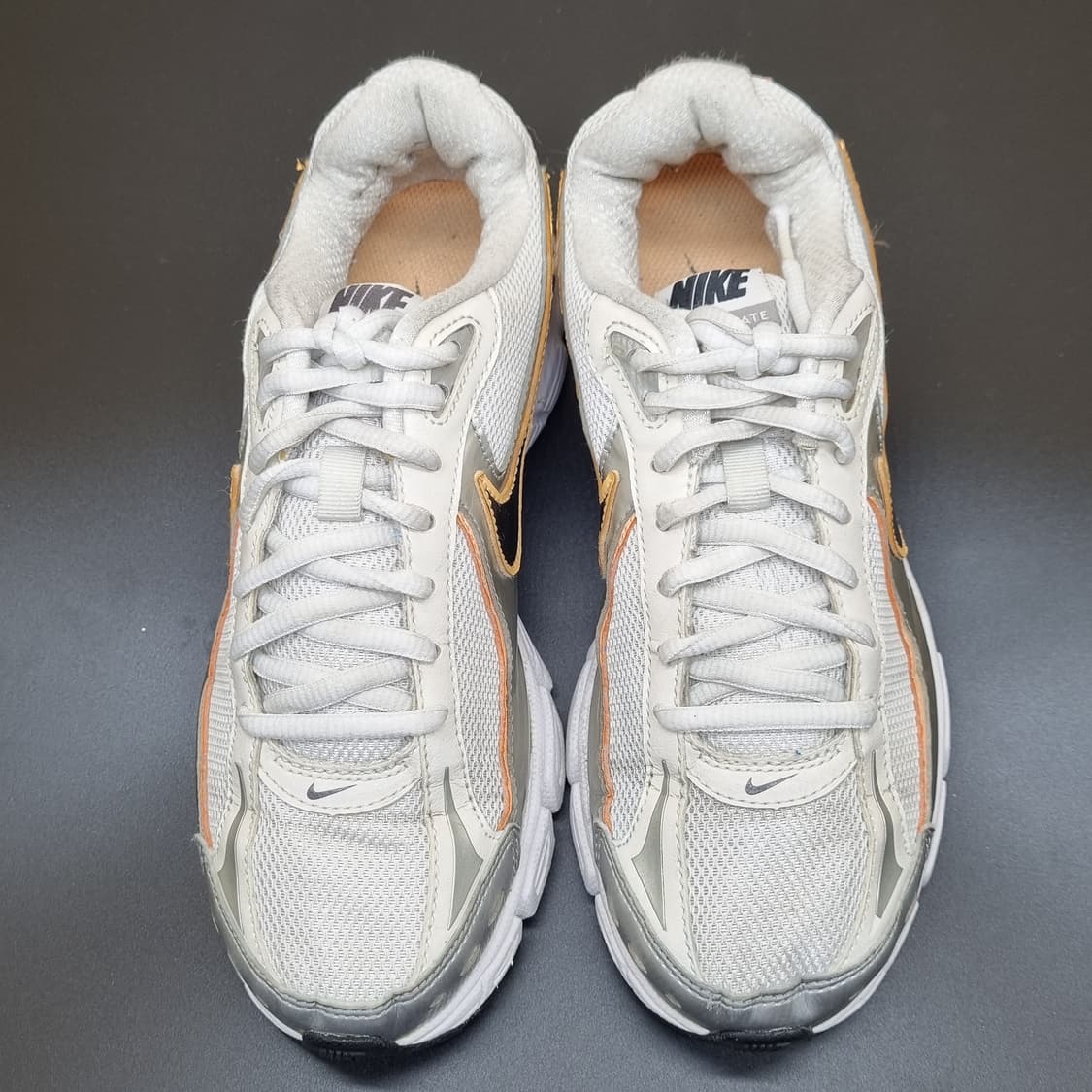 나이키 인시너 레이튼 여성운동화240  상품이미지2