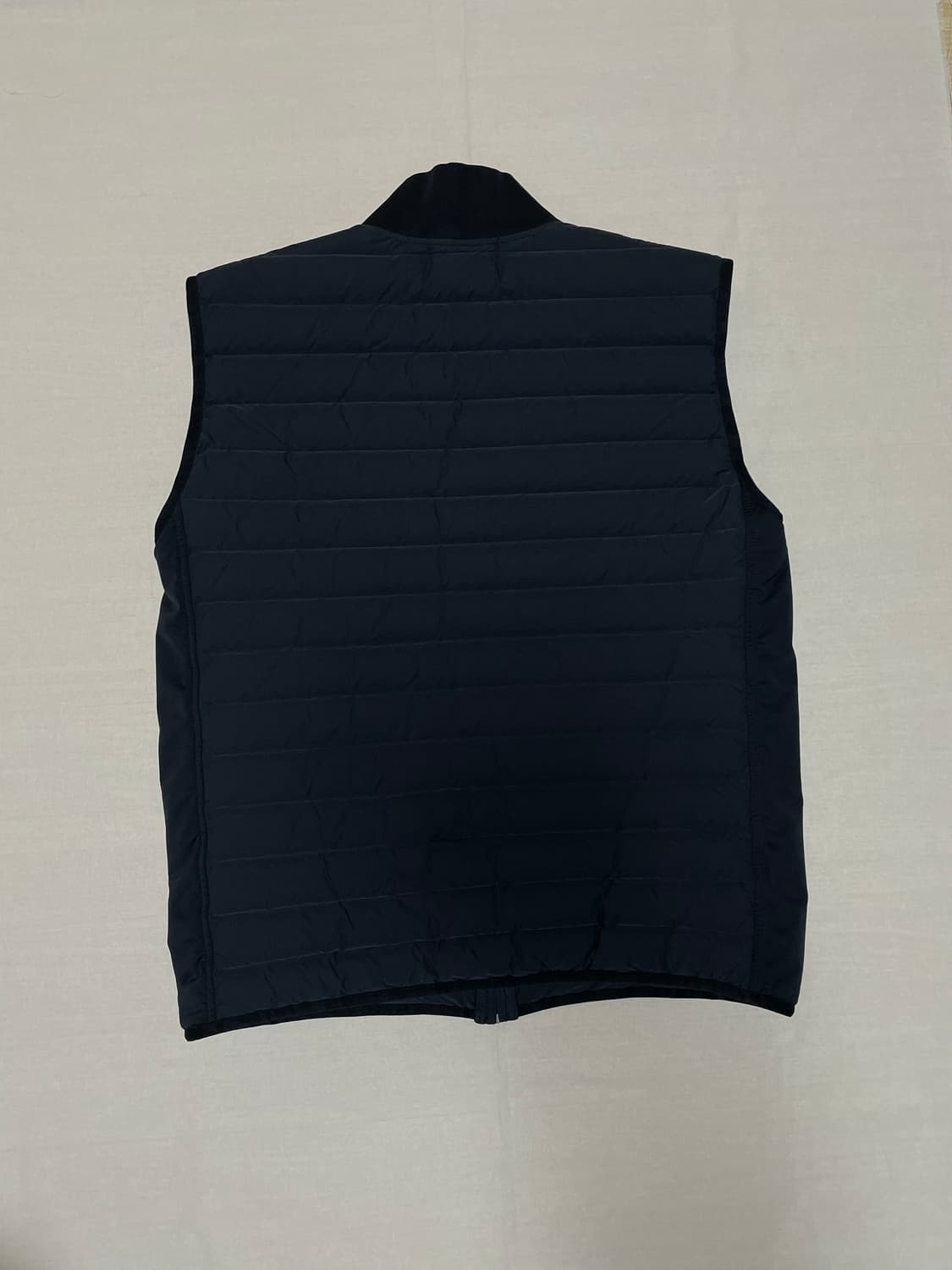 스톤아일랜드 룸우븐 경량 조끼패딩 [L] 상품이미지2