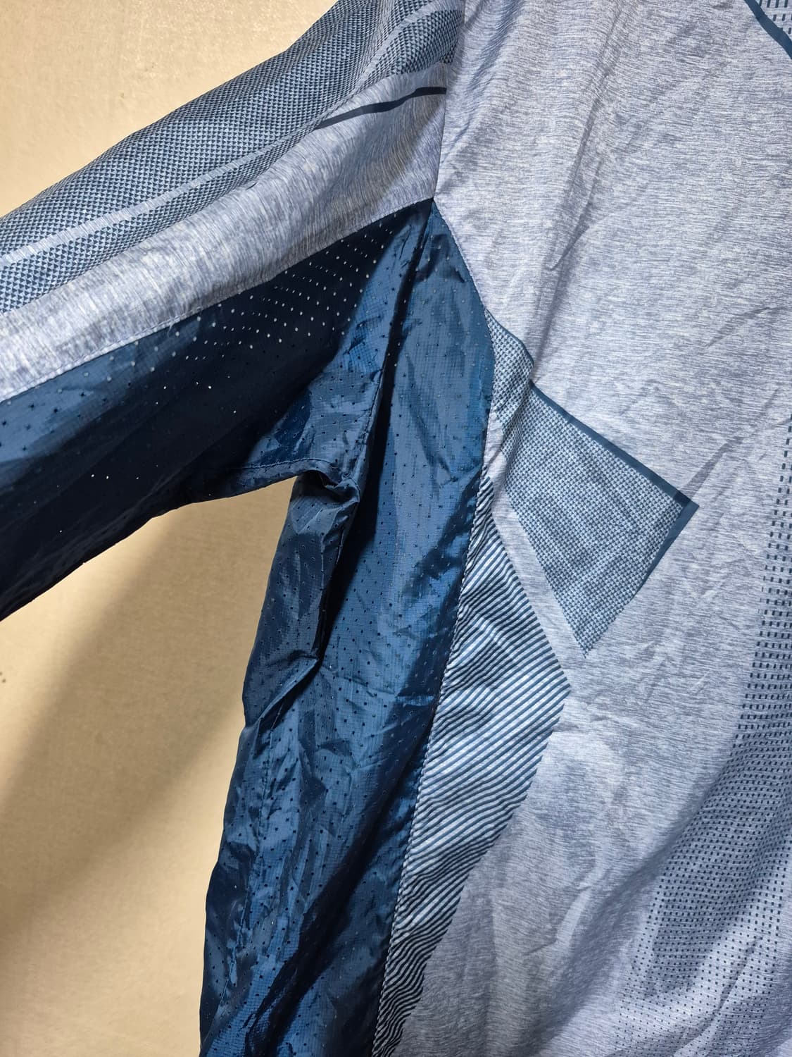 블랙야크 바람막이 상품이미지4