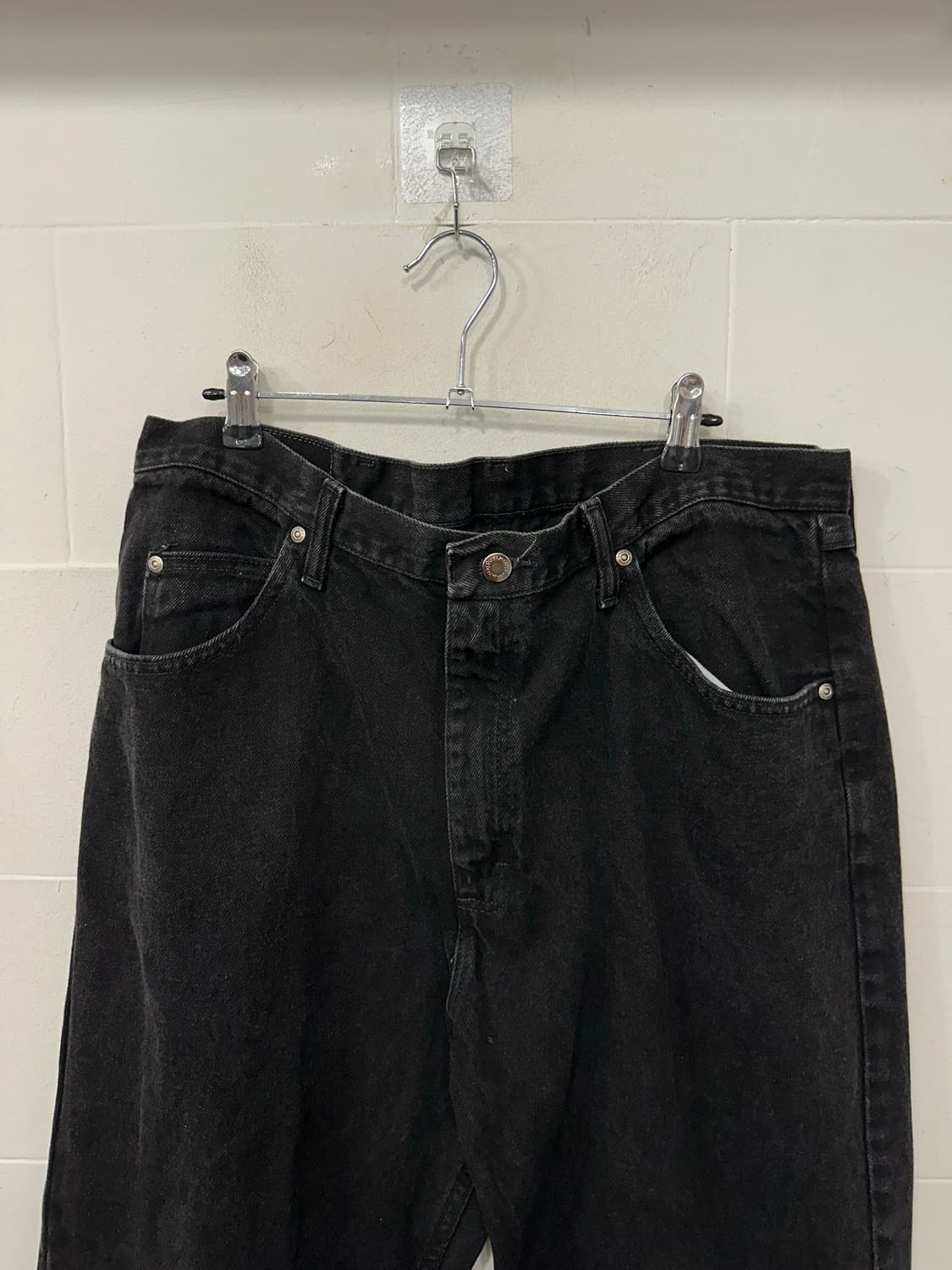 랭글러 블랙 데님팬츠 상품이미지2