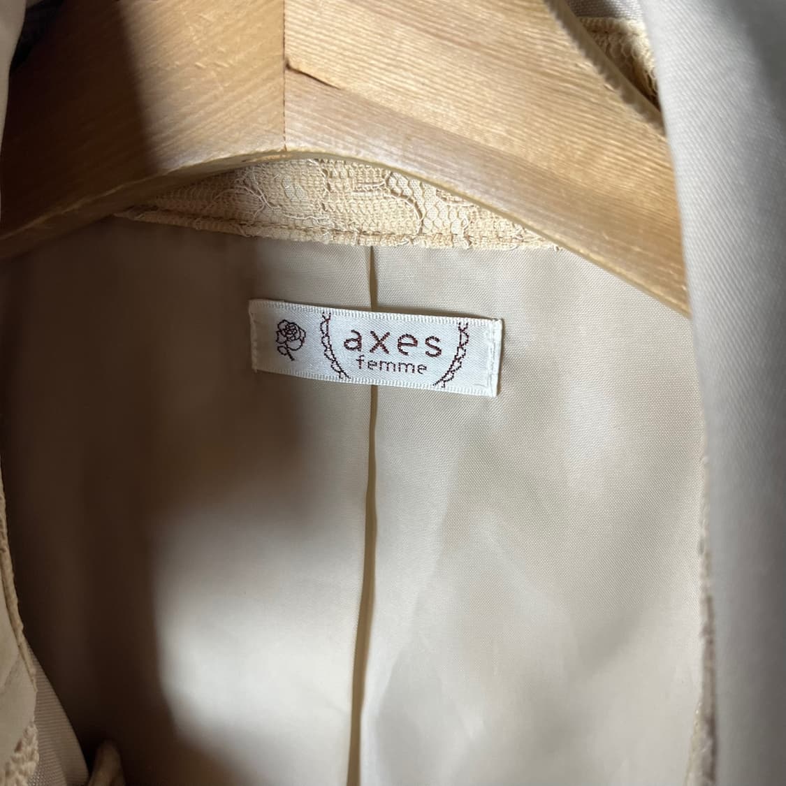 [Axes Femme] 엑시즈팜 레이스업 양산형 트렌치코트 상품이미지5