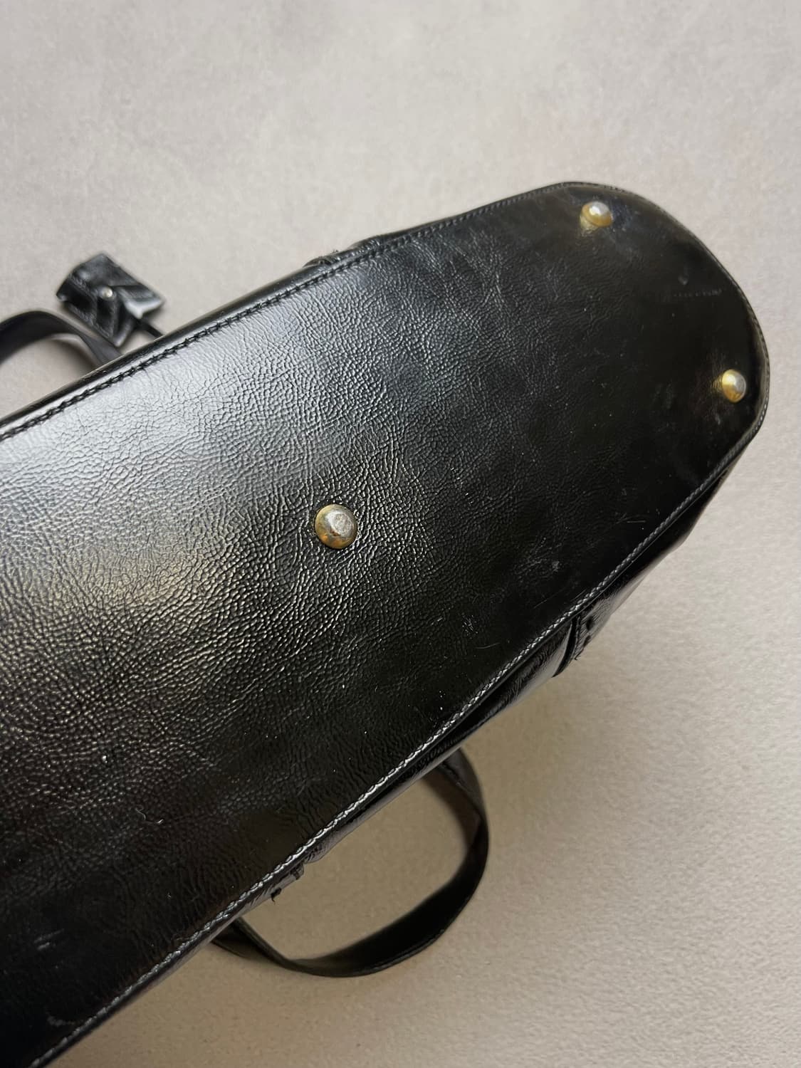 생로랑 레더백 - 숄더백  (블랙유광) 상품이미지7