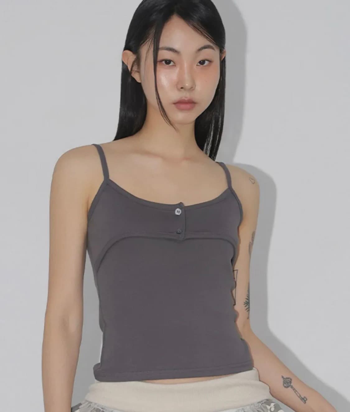 칙스 더블버튼 슬리브리스 차콜 상품이미지1