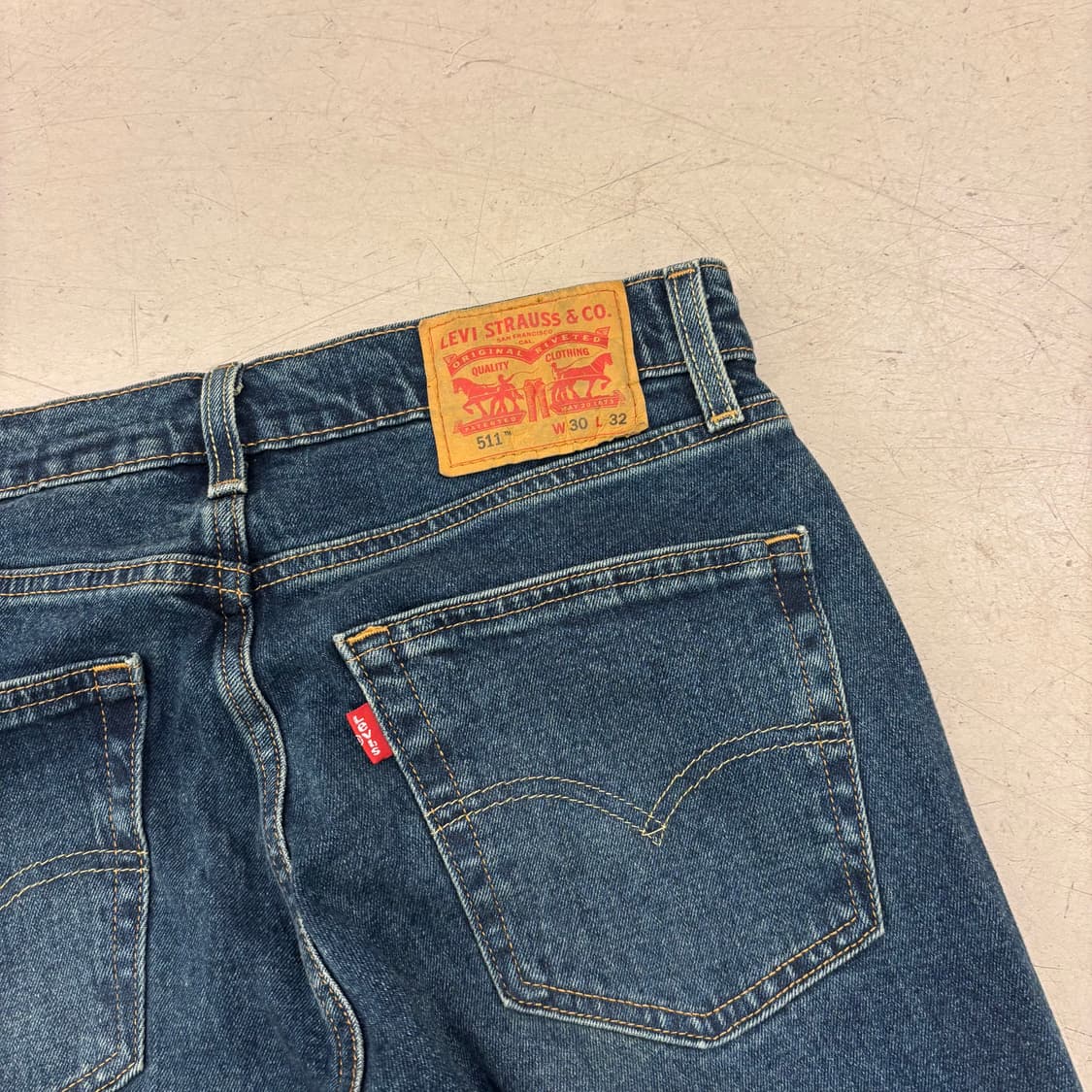 리바이스 511 워싱 데님 팬츠 상품이미지2