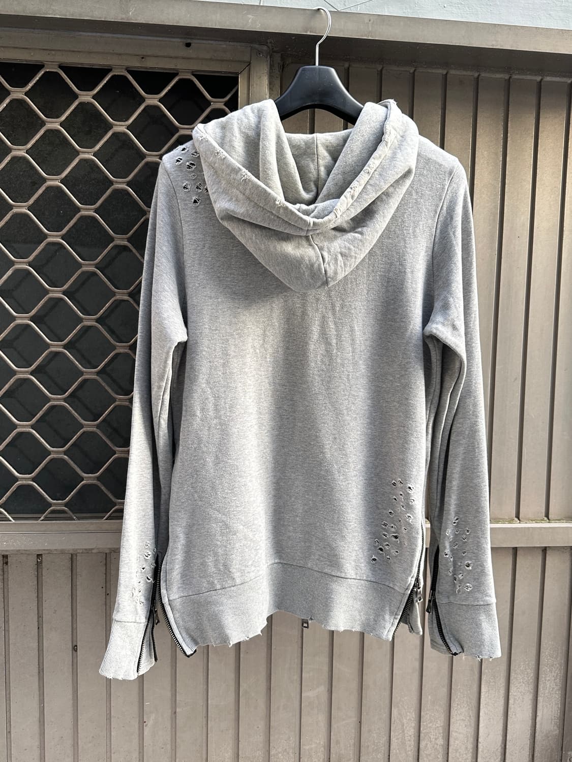 Distressed cut line 2way hood gray 상품이미지5