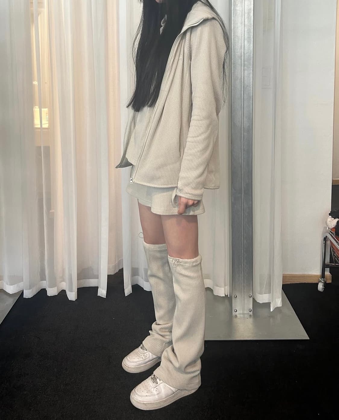 지초이컴포트 24-001 와플 집후디 스커트세트 상품이미지1