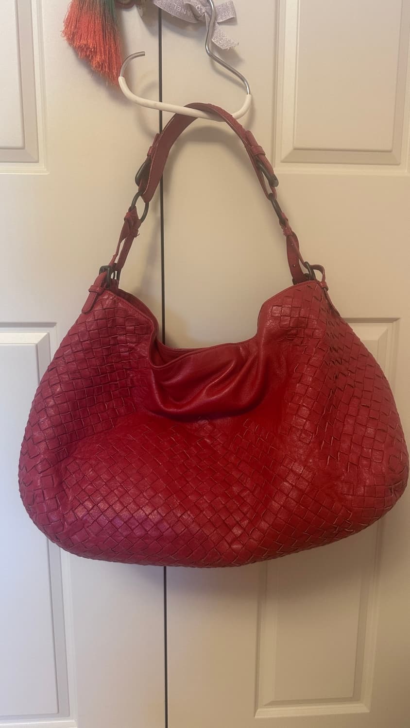 Bottega Veneta 인트레치아토 호보백 (미디움) 상품이미지1