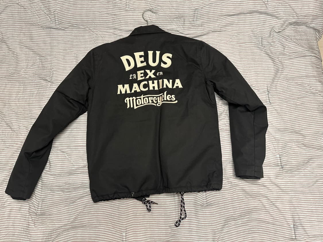 데우스 엑스 마키나 브리즈 코치 자켓 블랙 상품이미지4