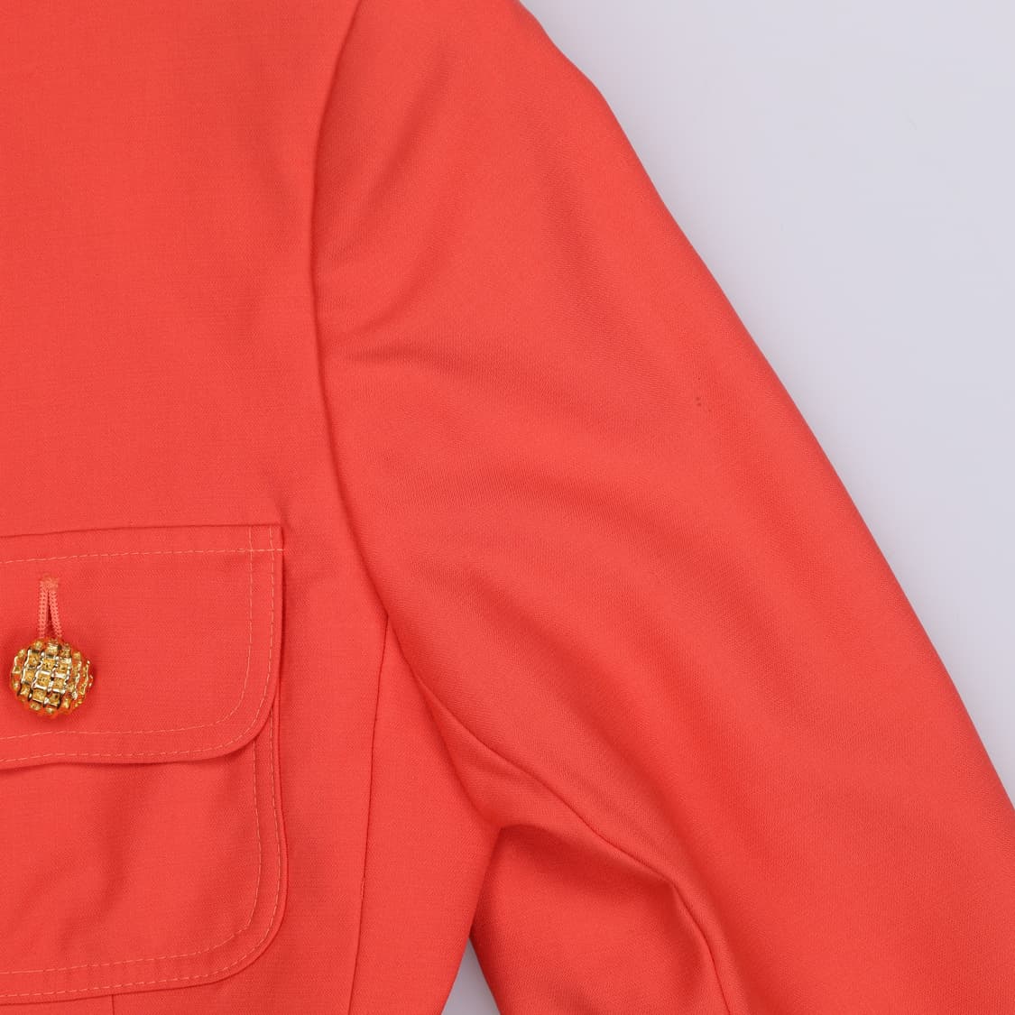 IT42 발렌티노 빈티지 금장버튼 노카라 크롭 자켓 4210 상품이미지5