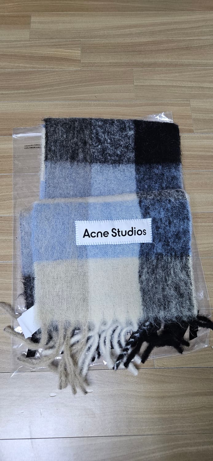 아크네 머플러 상품이미지2