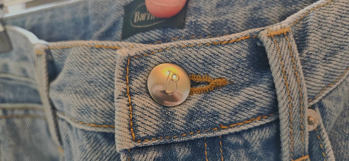 [더바넷] daddy loose fit denim

pants s 상품이미지9