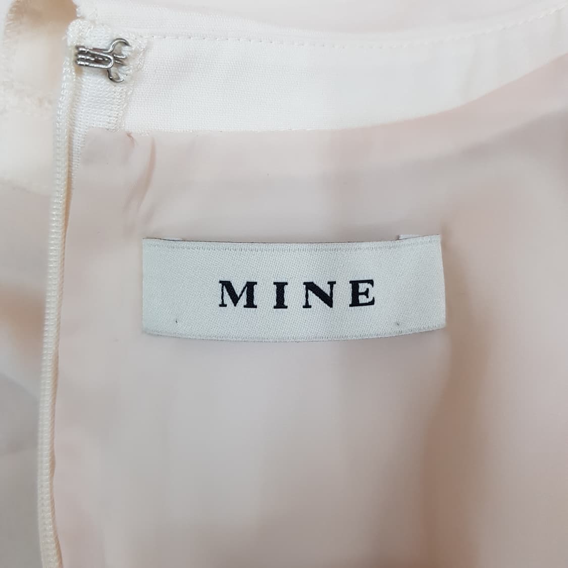 한섬 마인 2021 세일러 카라 버튼 롱 원피스 82-94-160사이즈 상품이미지7