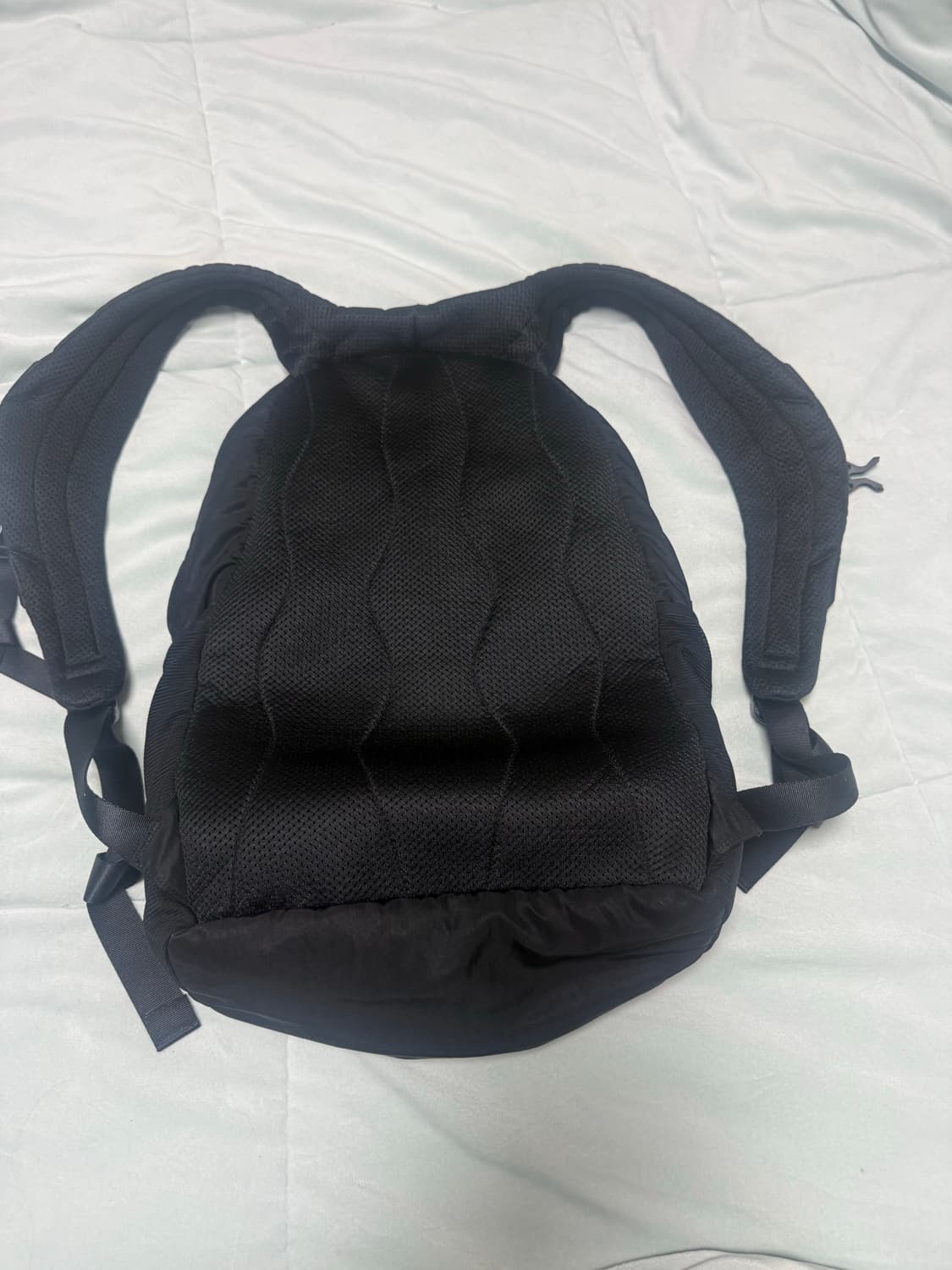 CP컴퍼니 블랙 백팩 상품이미지2