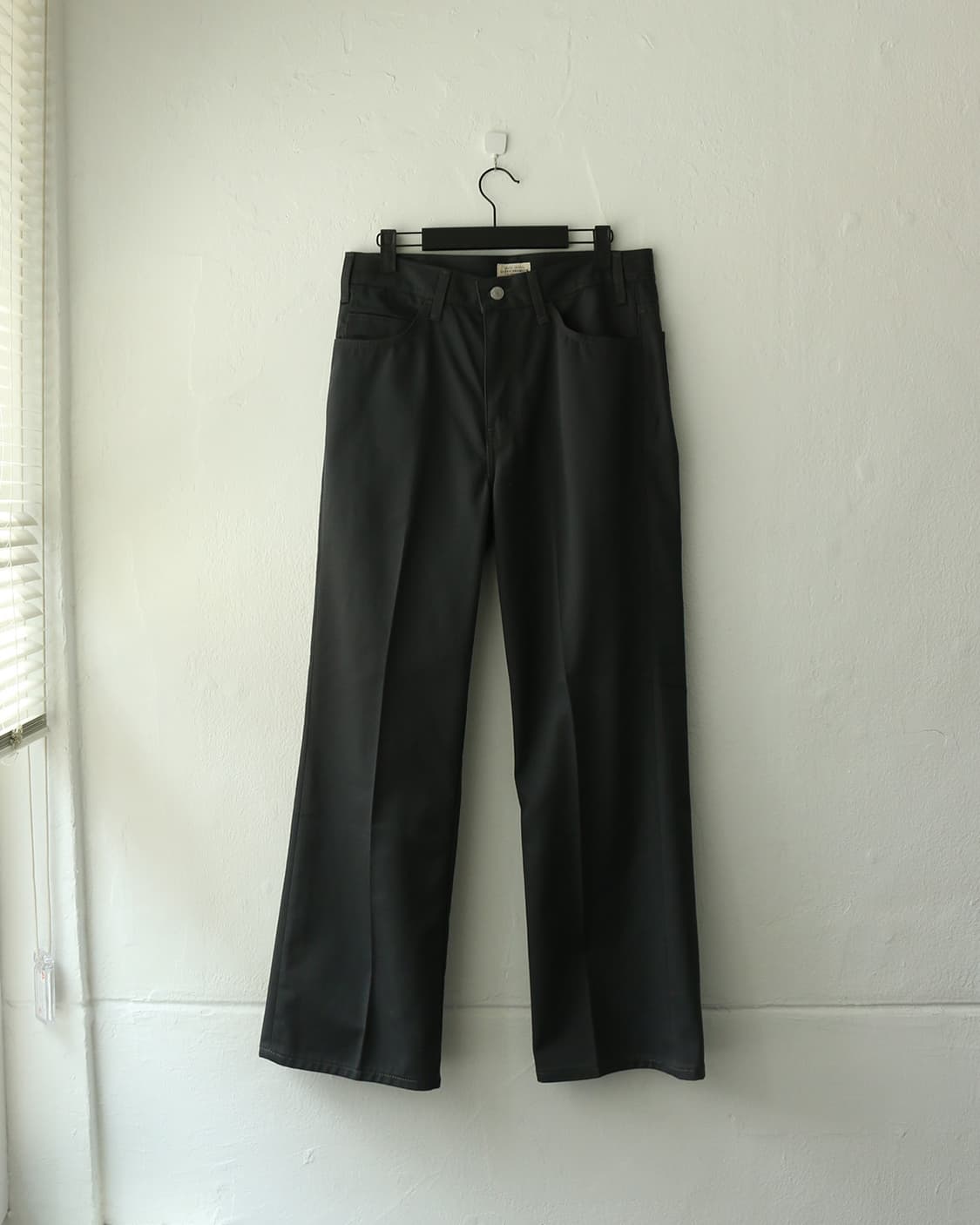 리바이스 프리미엄 스트레이트 팬츠 상품이미지1