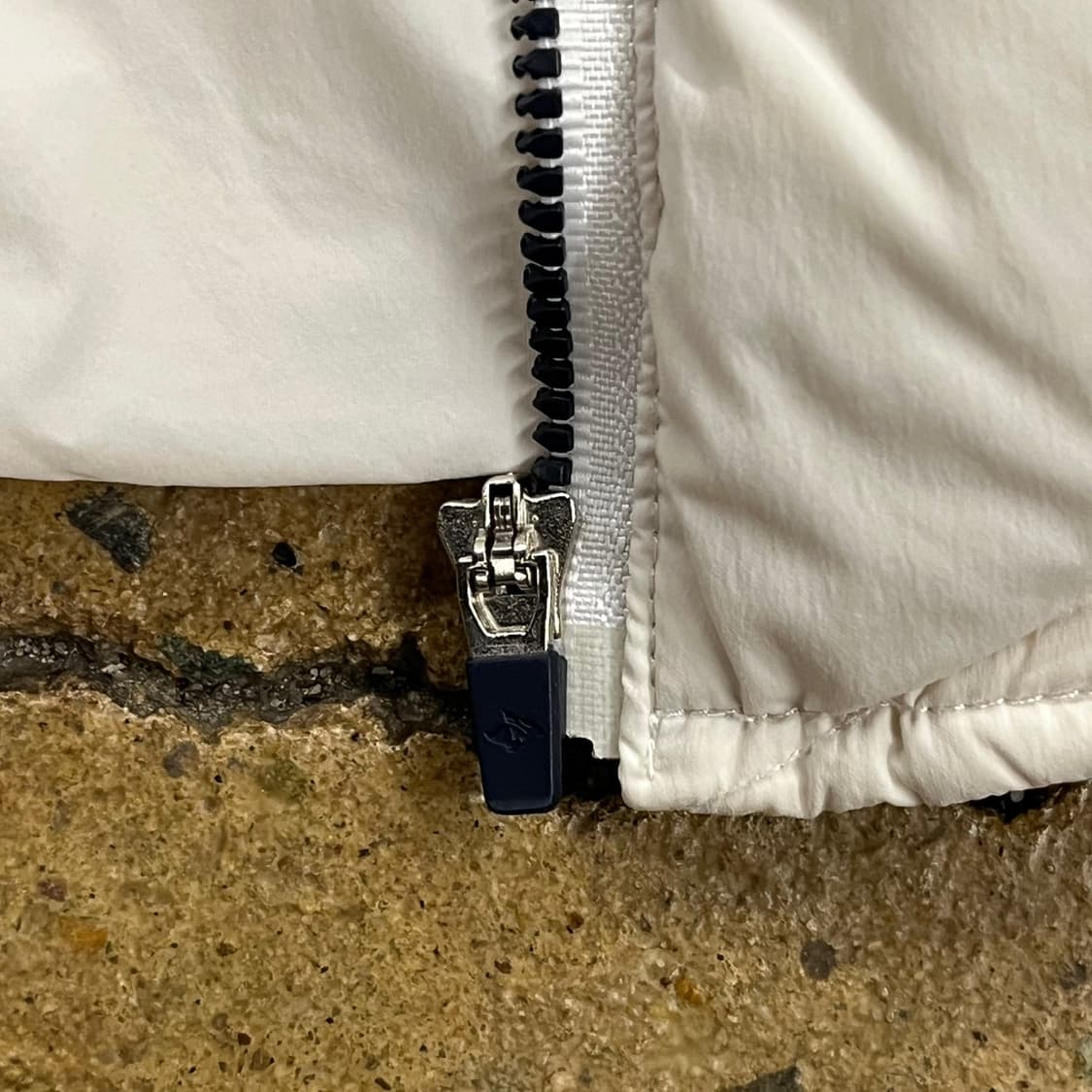 [정품/1사이즈] 파리게이츠 여성 경량 화이트 패딩 조끼 b17 상품이미지4